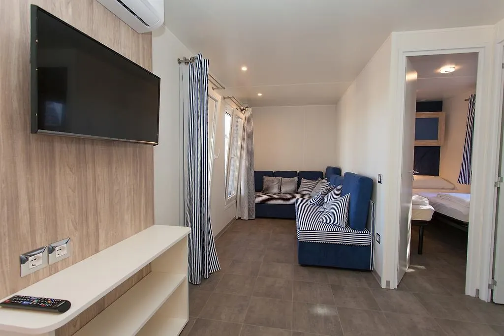 Mobile Homes&Apartments St,Denis Punat Kroatien