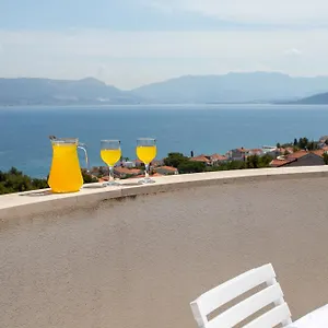 Apartment In Top