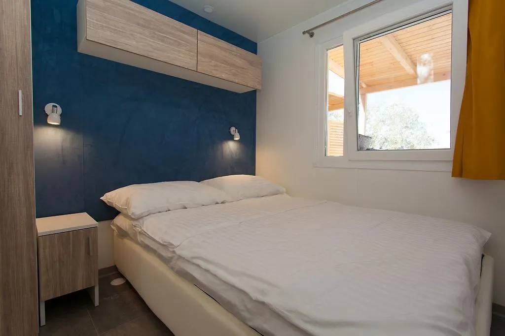 Mobile Homes And Apartments St,Denis 푸나트