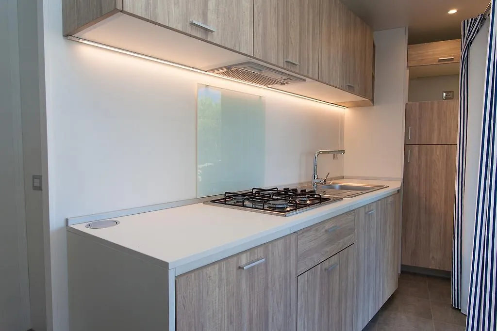 Mobile Homes And Apartments St,Denis 푸나트
