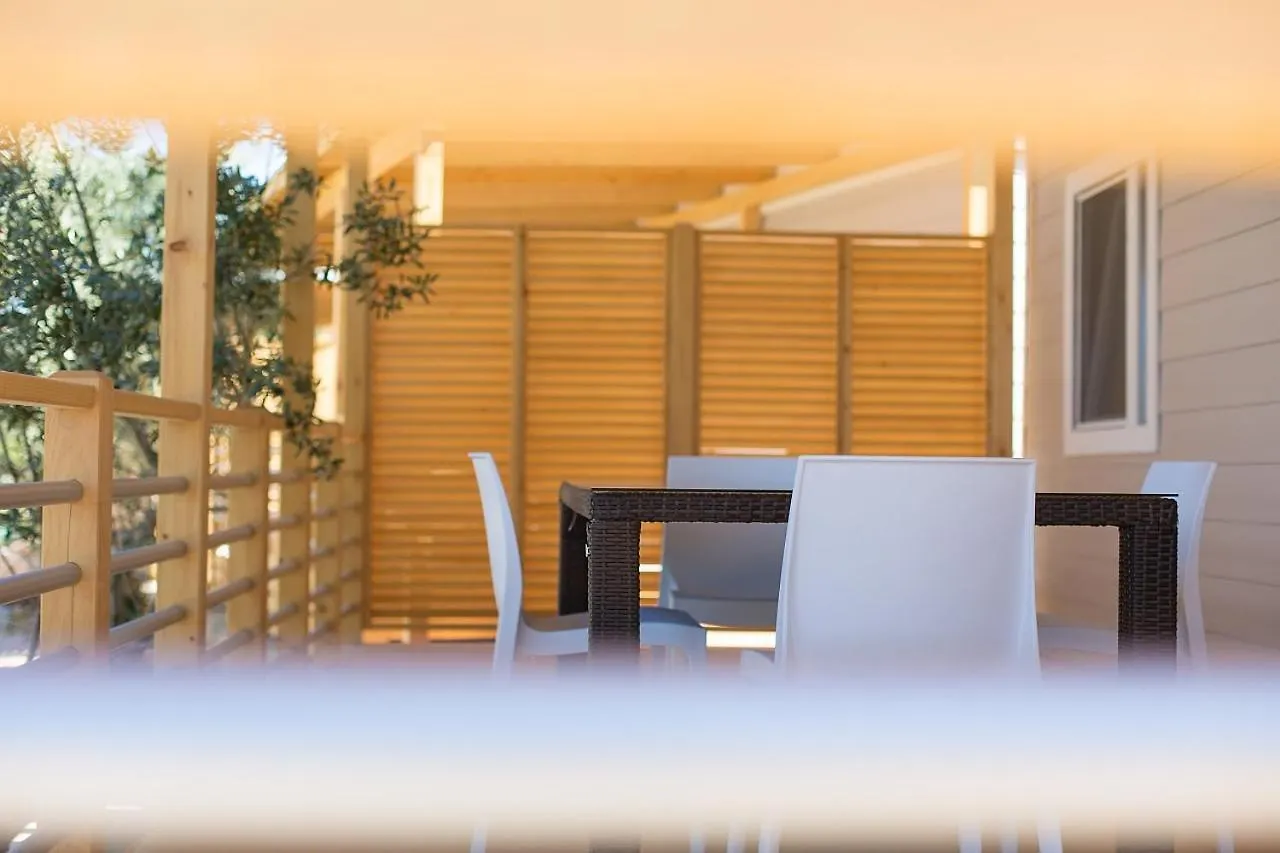 *** 홀리데이파크 Mobile Homes And Apartments St,Denis 푸나트 크로아티아